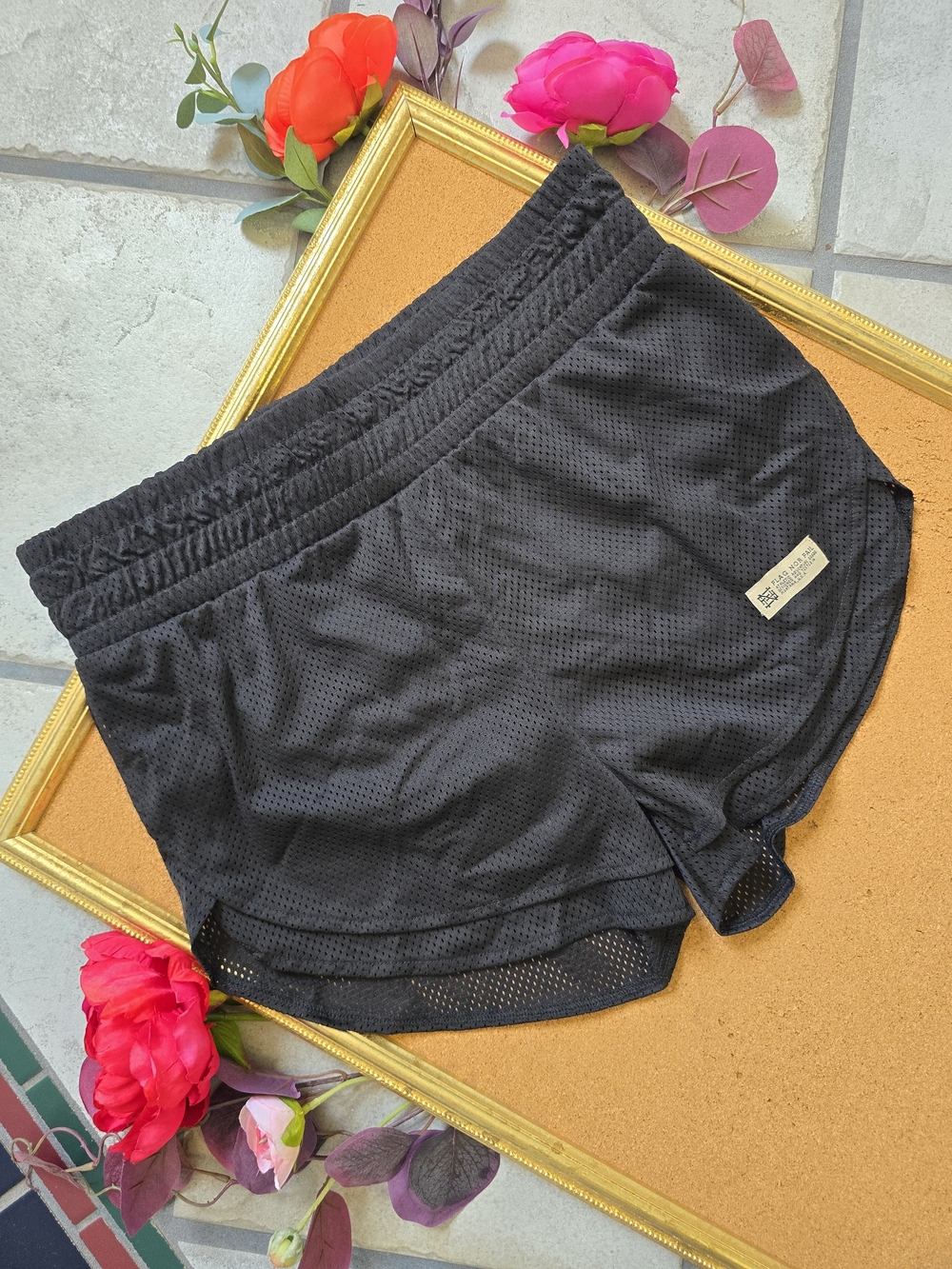 NWT flag nor fail Black Momentum Mesh Shorts with Cream Logo Patch